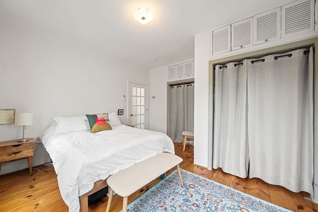 Condominium at 6 Fourth St Pl # 3, Cambridge MA 02141, photo 13 of 34