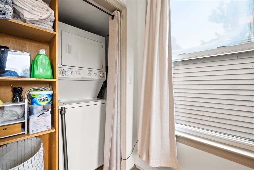Condominium at 6 Fourth St Pl # 3, Cambridge MA 02141, photo 14 of 34