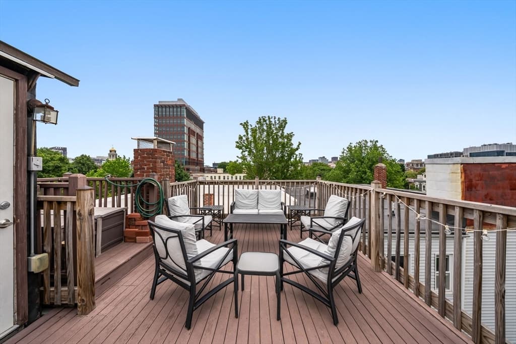 Condominium at 6 Fourth St Pl # 3, Cambridge MA 02141, photo 21 of 34