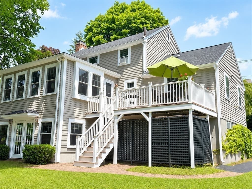 310 Concord Ave, Lexington MA 02421 photo 2