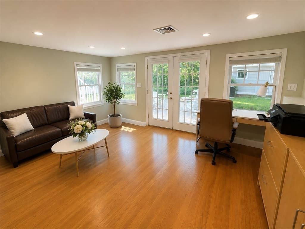 310 Concord Ave, Lexington MA 02421 photo 11