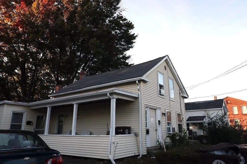 5-9 Family at 12 Cherry St, Westfield MA 01085, Westfield, photo 2 of 13