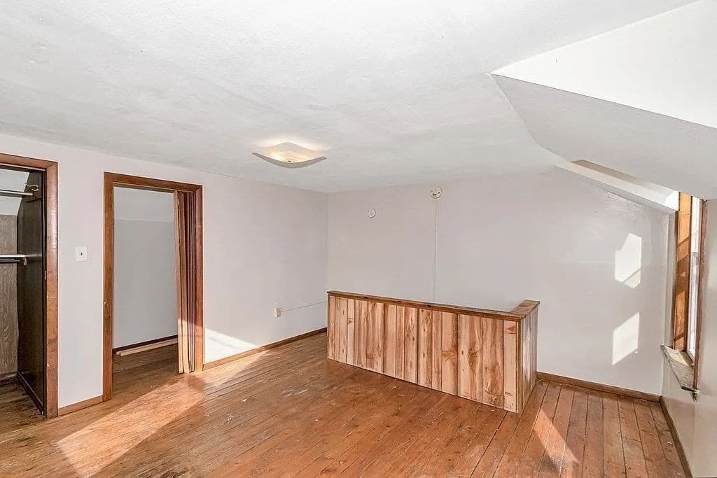 5-9 Family at 12 Cherry St, Westfield MA 01085, Westfield, photo 12 of 13