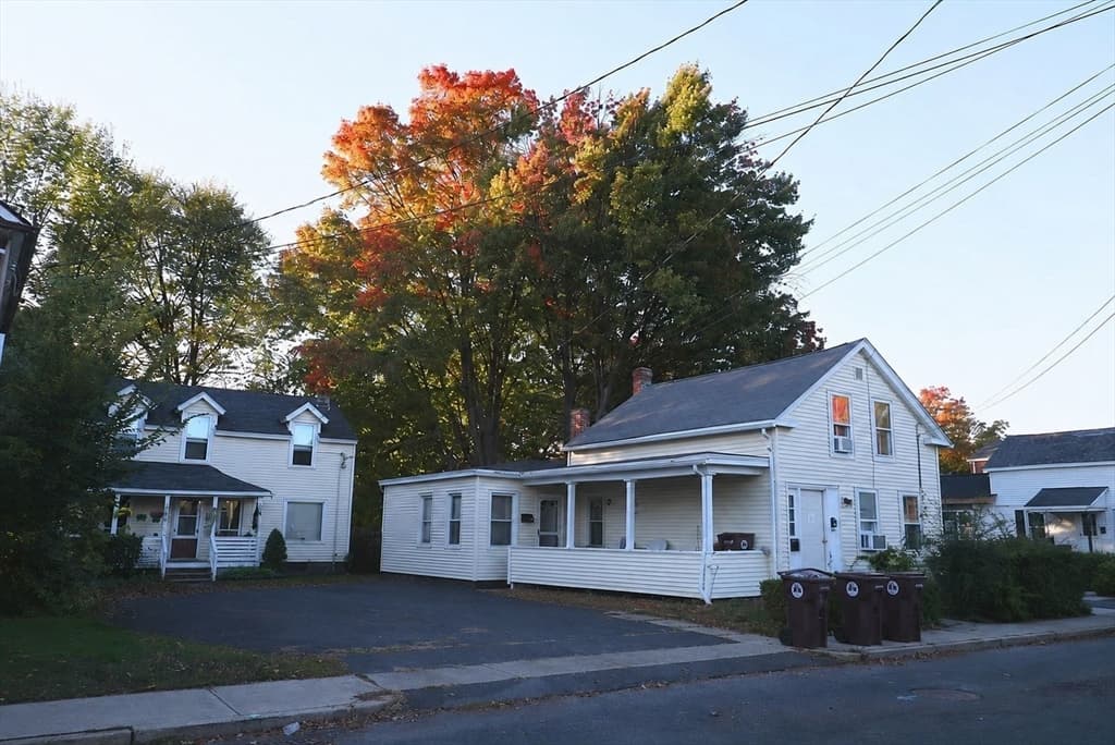 12 Cherry St, Westfield MA 01085