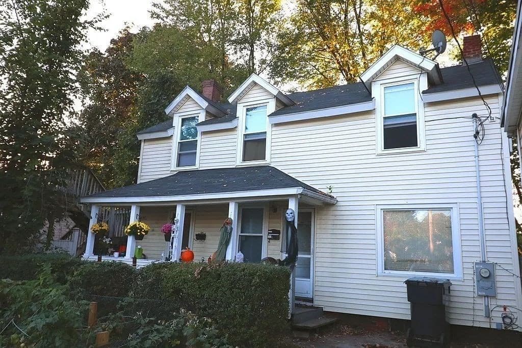 5-9 Family at 12 Cherry St, Westfield MA 01085, Westfield, photo 5 of 13