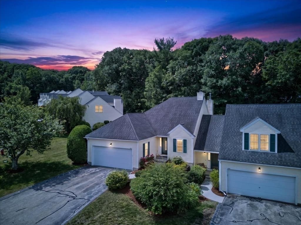 14 Millers Way # D, Sutton MA 01590