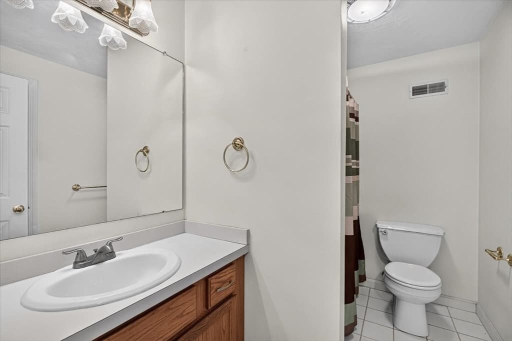 14 Millers Way # D, Sutton MA 01590 photo 33