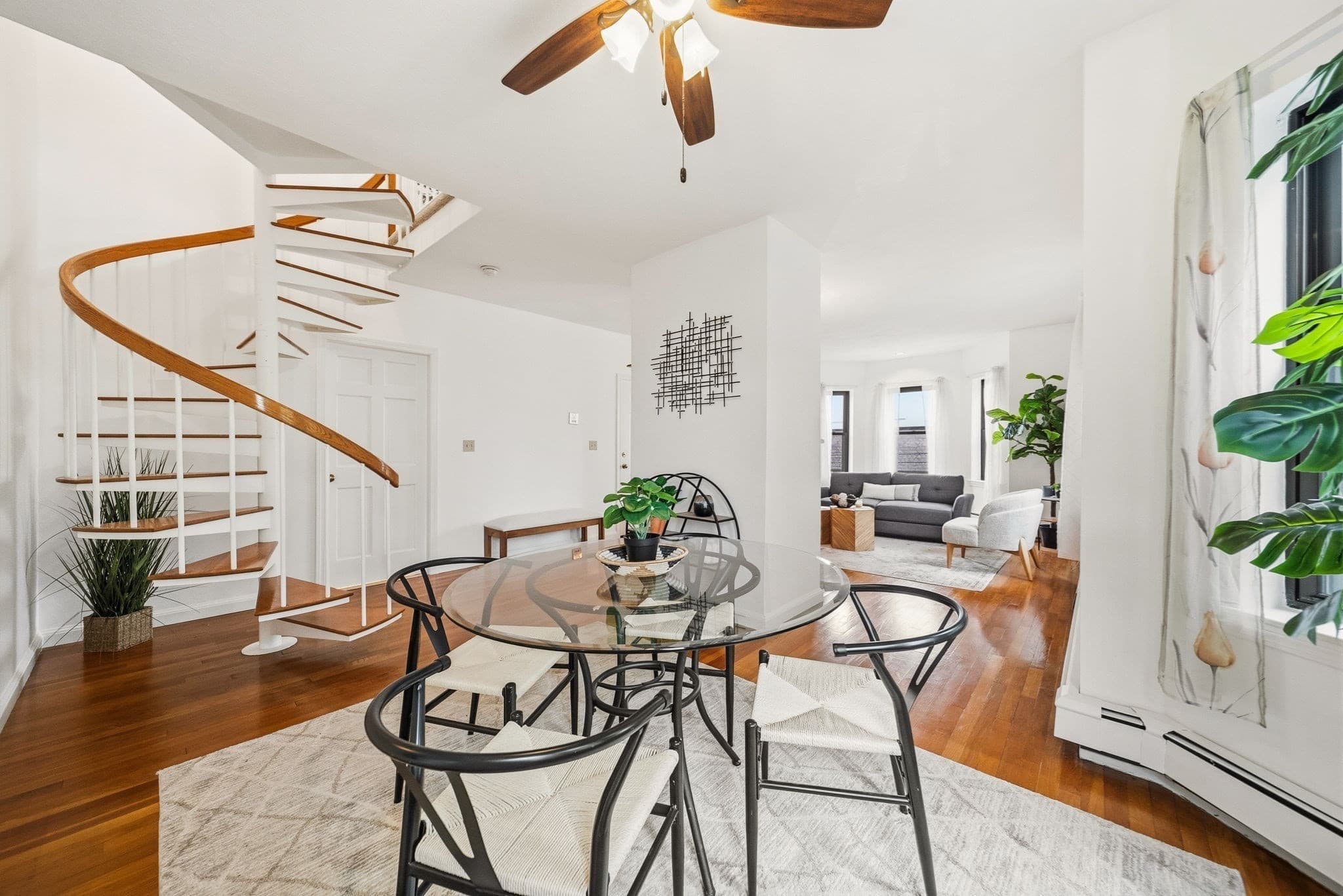 Condominium at 86 Walnut St # 3, Boston MA 02122, photo 9 of 38