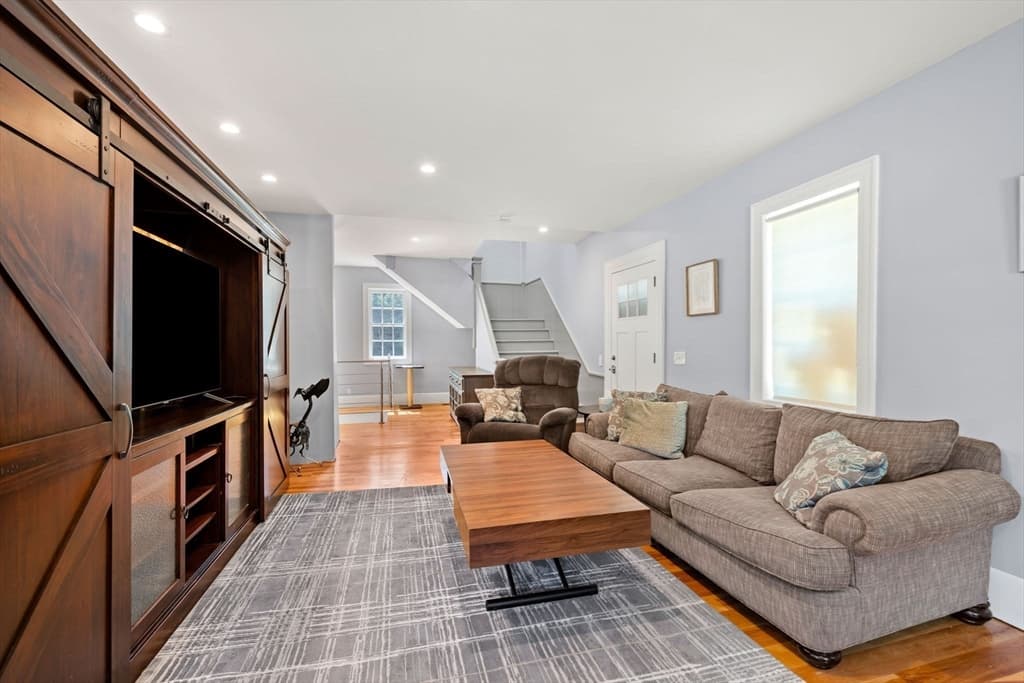 199 Main St, Medway MA 02053 photo 10