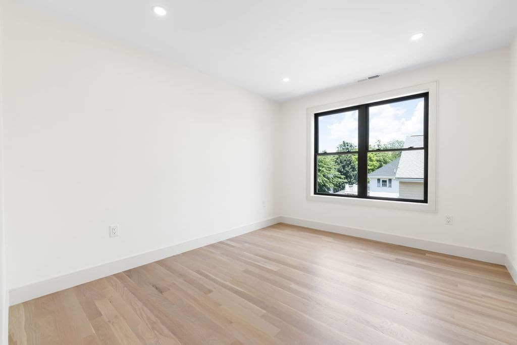 28 Howard St # 2, Waltham MA 02451 photo 15