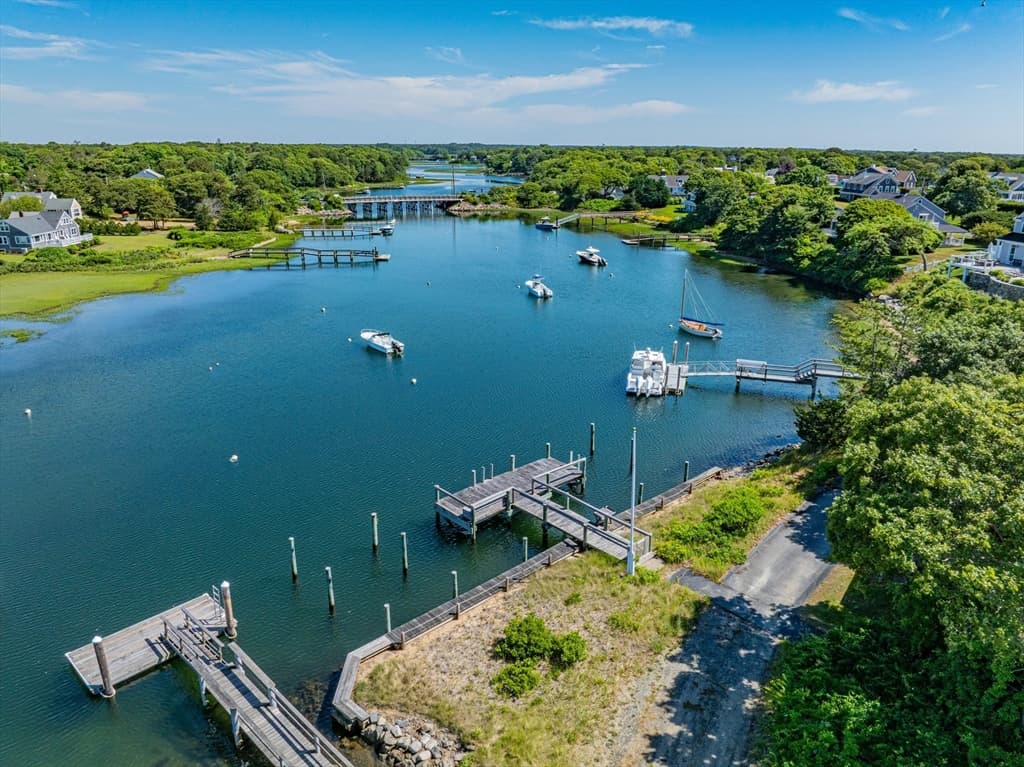 9 Strandway, Harwich MA 02671 photo 4