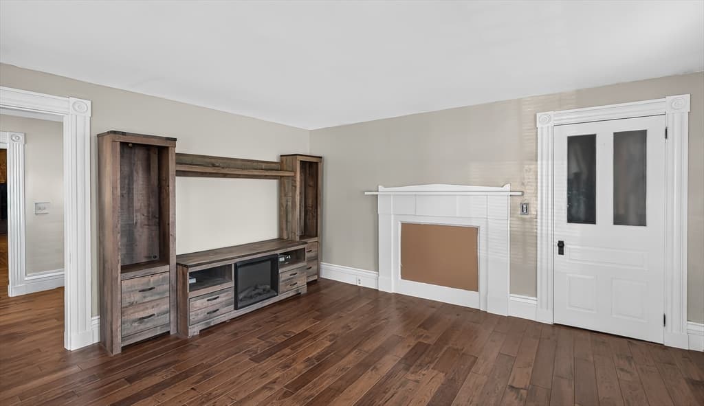 105 South St, Barre MA 01005 photo 9