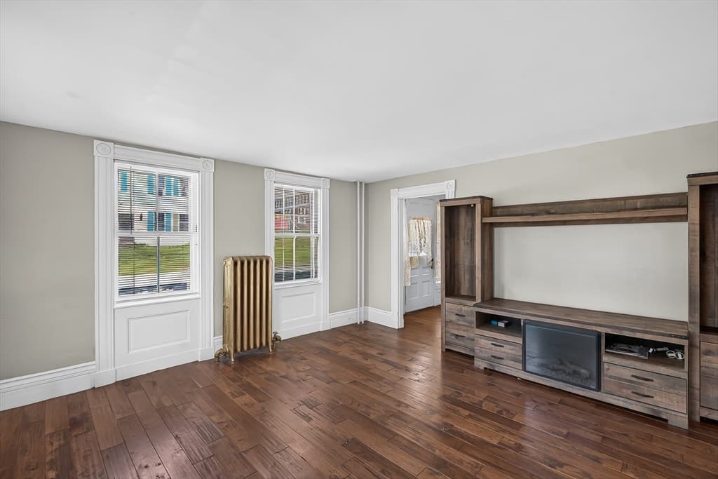 105 South St, Barre MA 01005 photo 10
