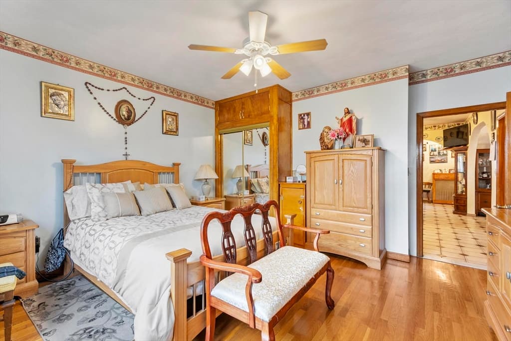 Multi Family at 495 Main St, Medford MA 02155, photo 5 of 41
