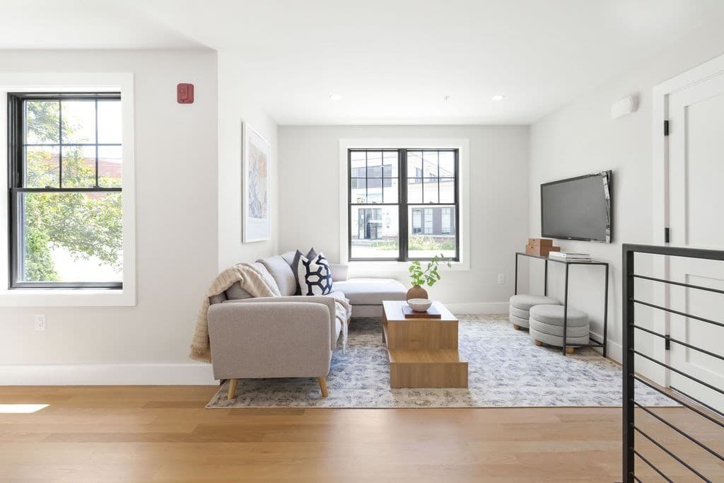 43 Crafts Street, Newton MA 02458 photo 3