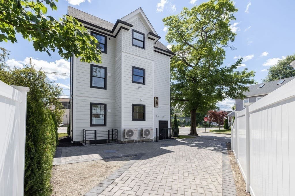 43 Crafts Street, Newton MA 02458 photo 30