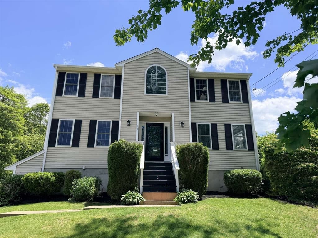 21 Forestview Drive, Fairhaven MA 02719