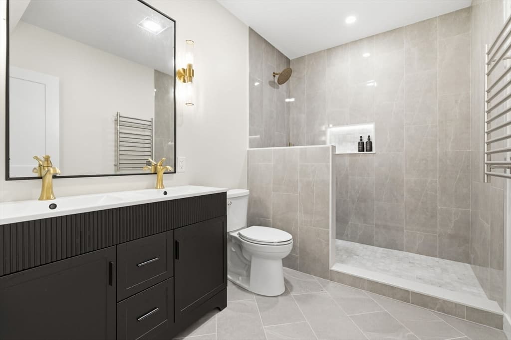 34 Governor Winthrop Rd # 1, Somerville MA 02145 photo 28