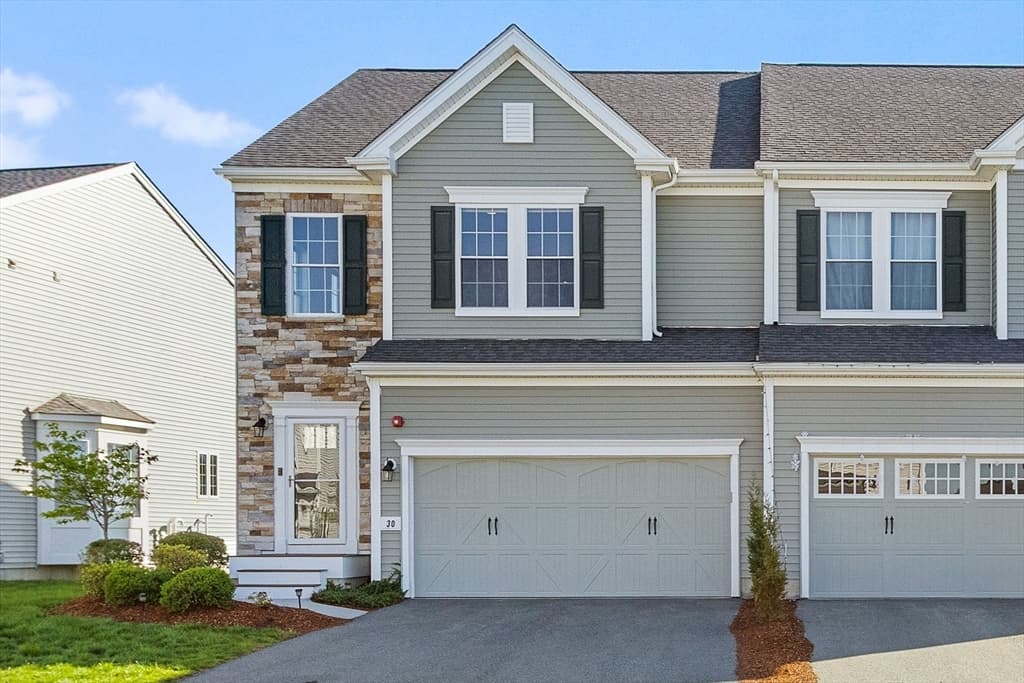 30 Magnolia Drive # 30, Hopkinton MA 01748