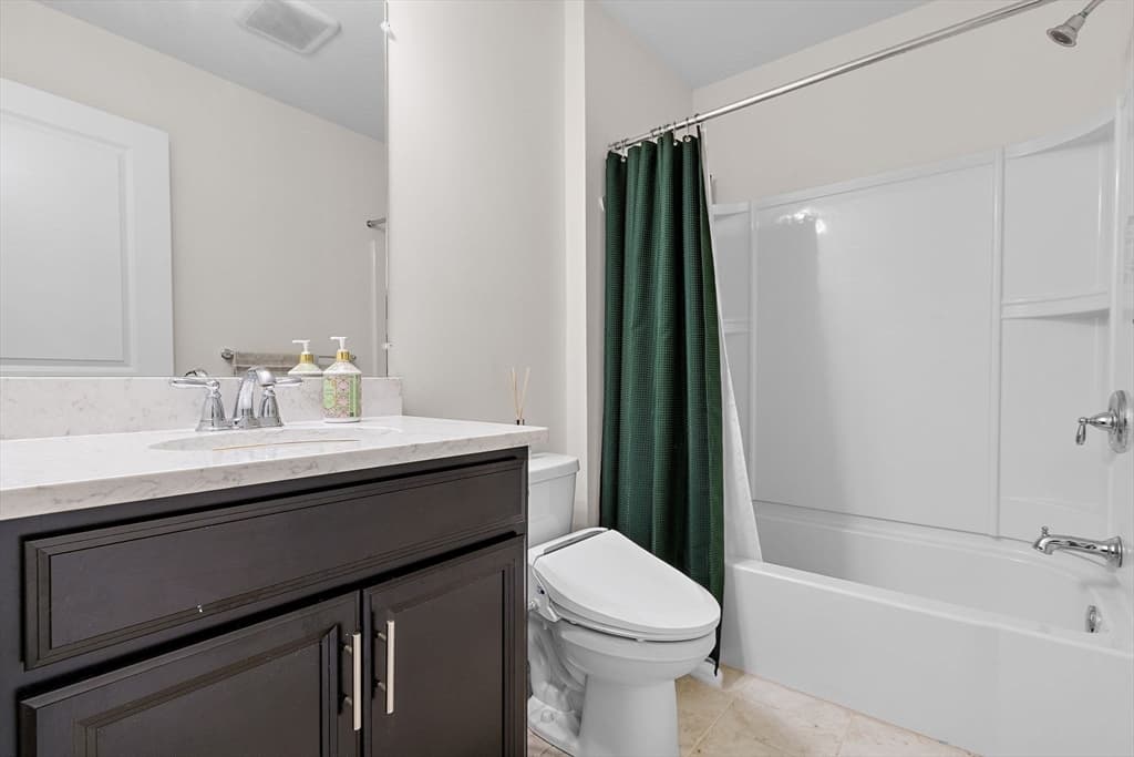 Condominium at 30 Magnolia Drive # 30, Hopkinton MA 01748, photo 25 of 38