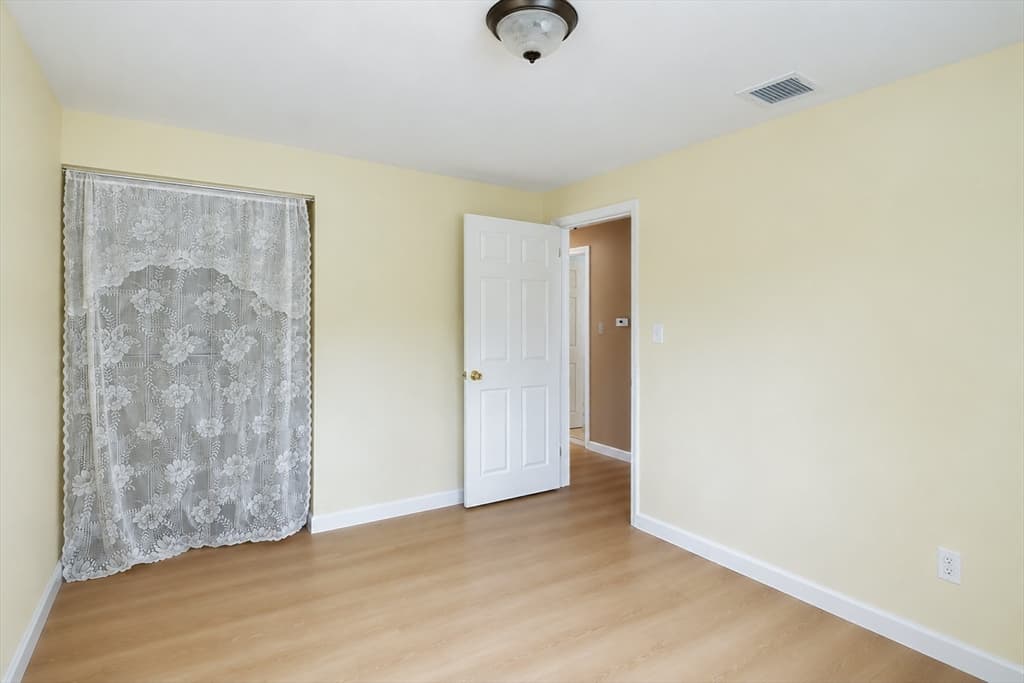 Single Family Residence at 5 Elsie Rd, Brockton MA 02302, photo 16 of 19