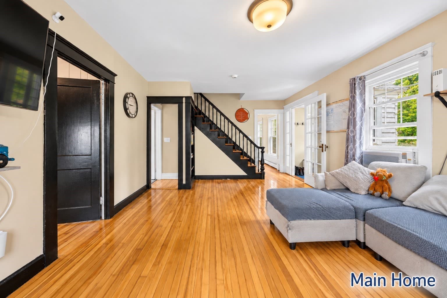Single Family Residence at 15-17 Pleasant St, Lunenburg MA 01462, photo 3 of 19