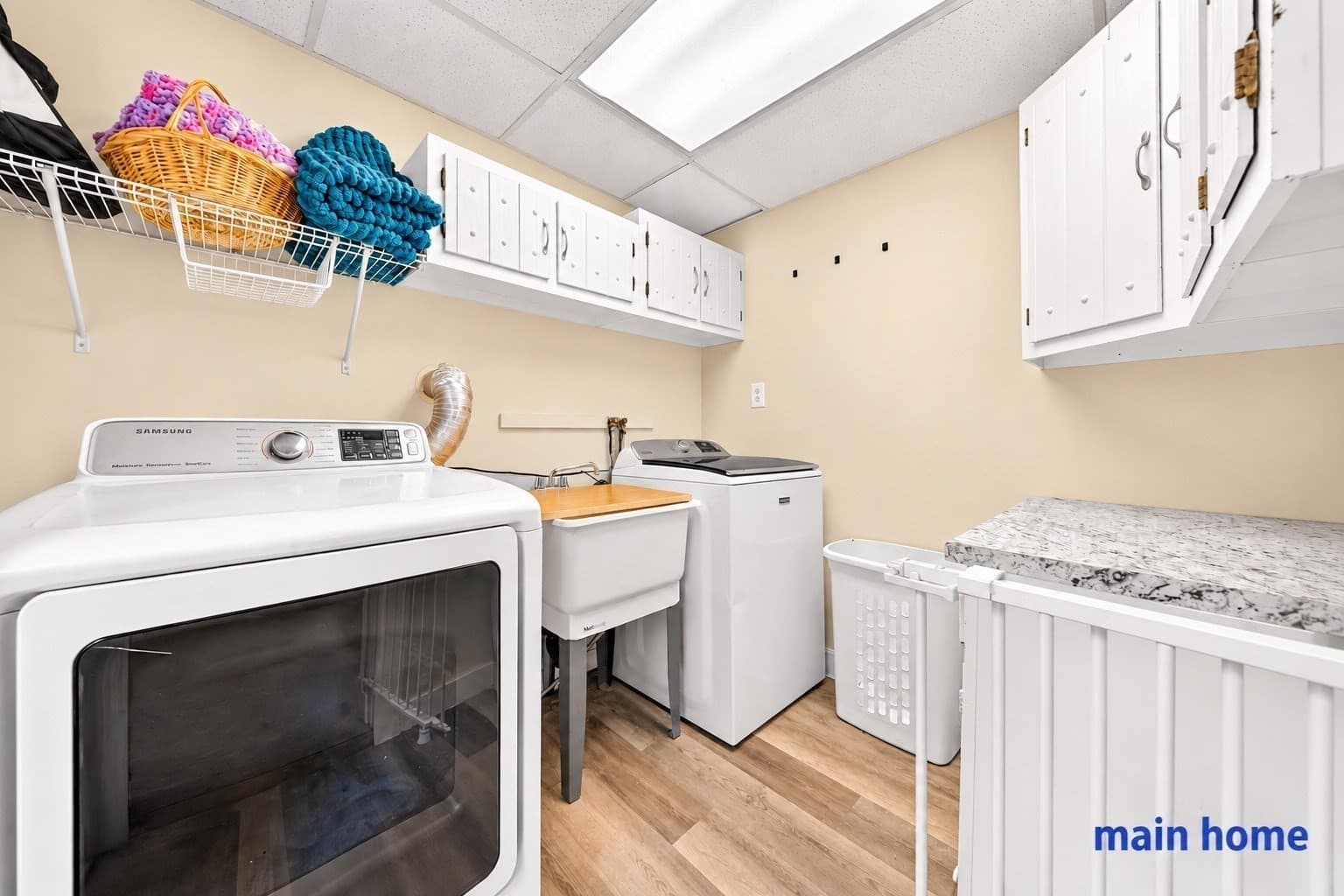 Single Family Residence at 15-17 Pleasant St, Lunenburg MA 01462, photo 11 of 19