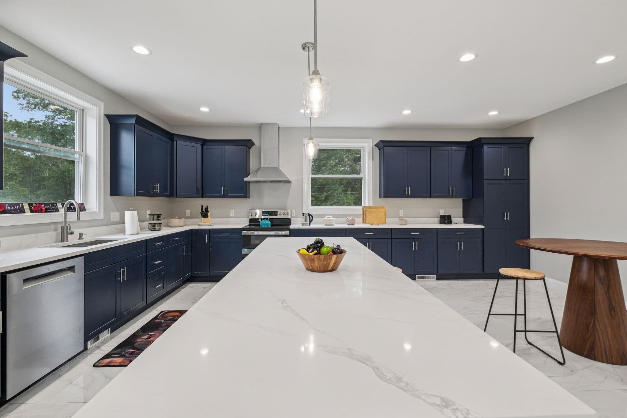 Single Family Residence at 920 Drift Road, Westport MA 02790, Westport, photo 7 of 41