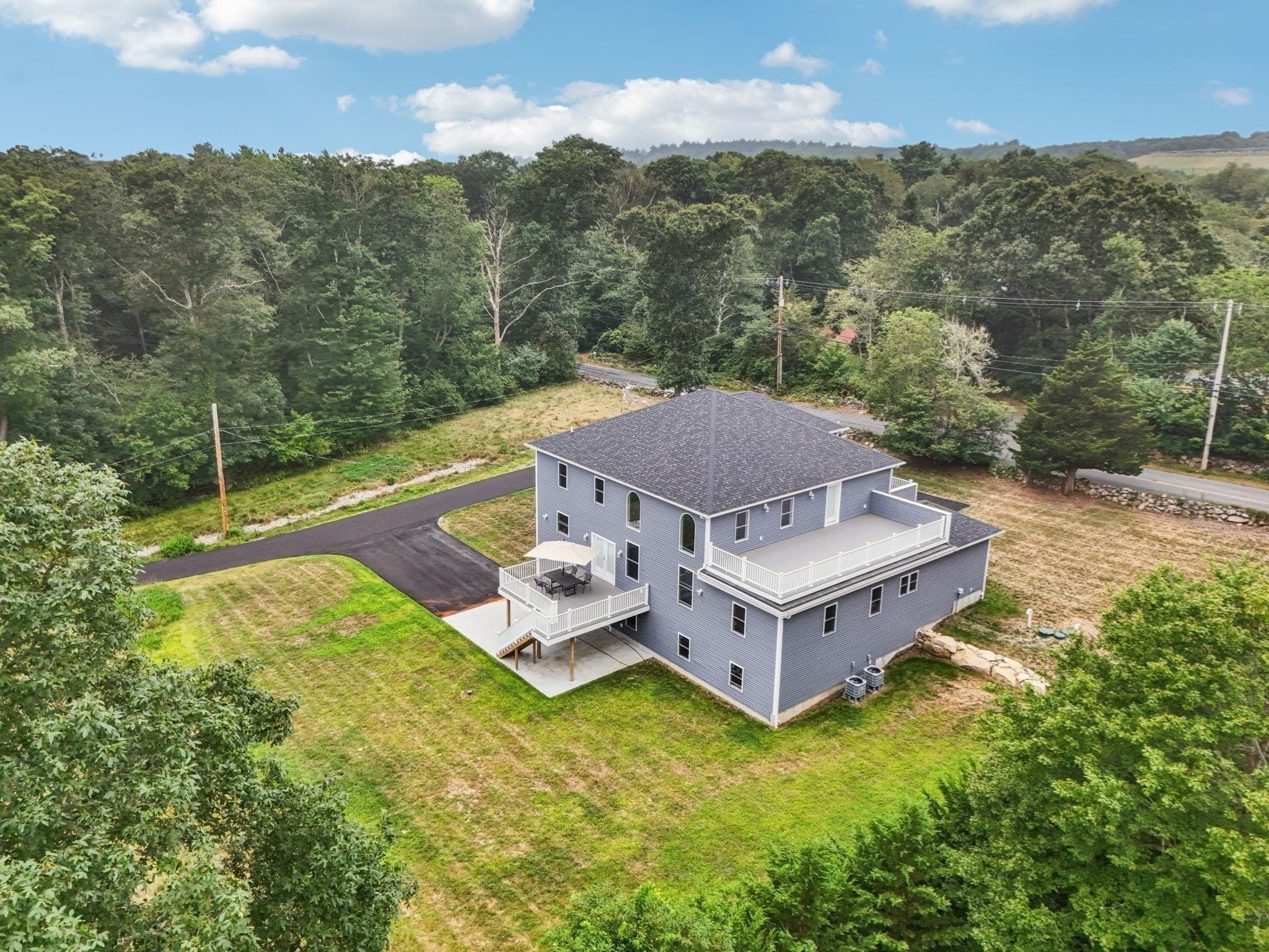 Single Family Residence at 920 Drift Road, Westport MA 02790, Westport, photo 3 of 41