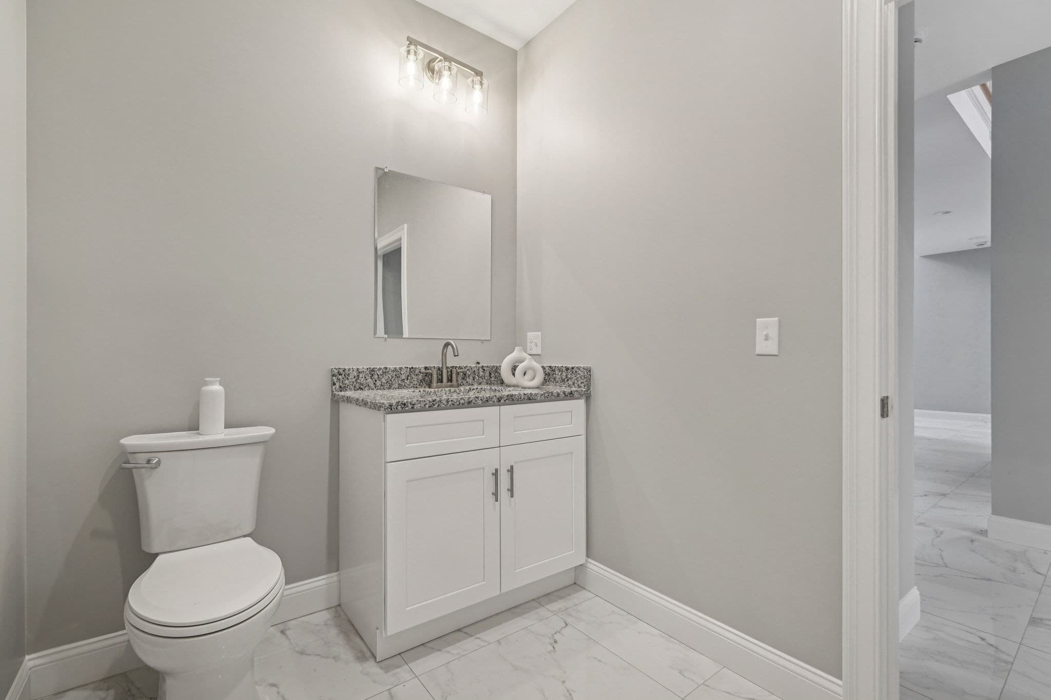 Single Family Residence at 920 Drift Road, Westport MA 02790, Westport, photo 11 of 41