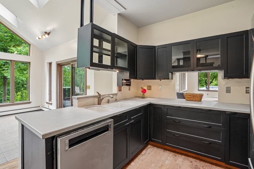 76 Foster Rd, Ashby MA 01431 photo 2