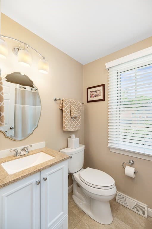 Condominium at 95 Village Post Road # 95, Danvers MA 01923, photo 17 of 34