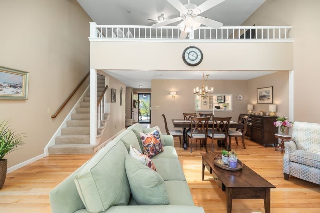 Condominium at 95 Village Post Road # 95, Danvers MA 01923, photo 10 of 34