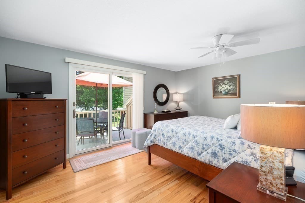 Condominium at 95 Village Post Road # 95, Danvers MA 01923, photo 14 of 34