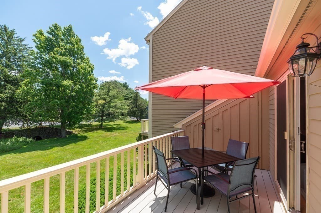Condominium at 95 Village Post Road # 95, Danvers MA 01923, photo 4 of 34