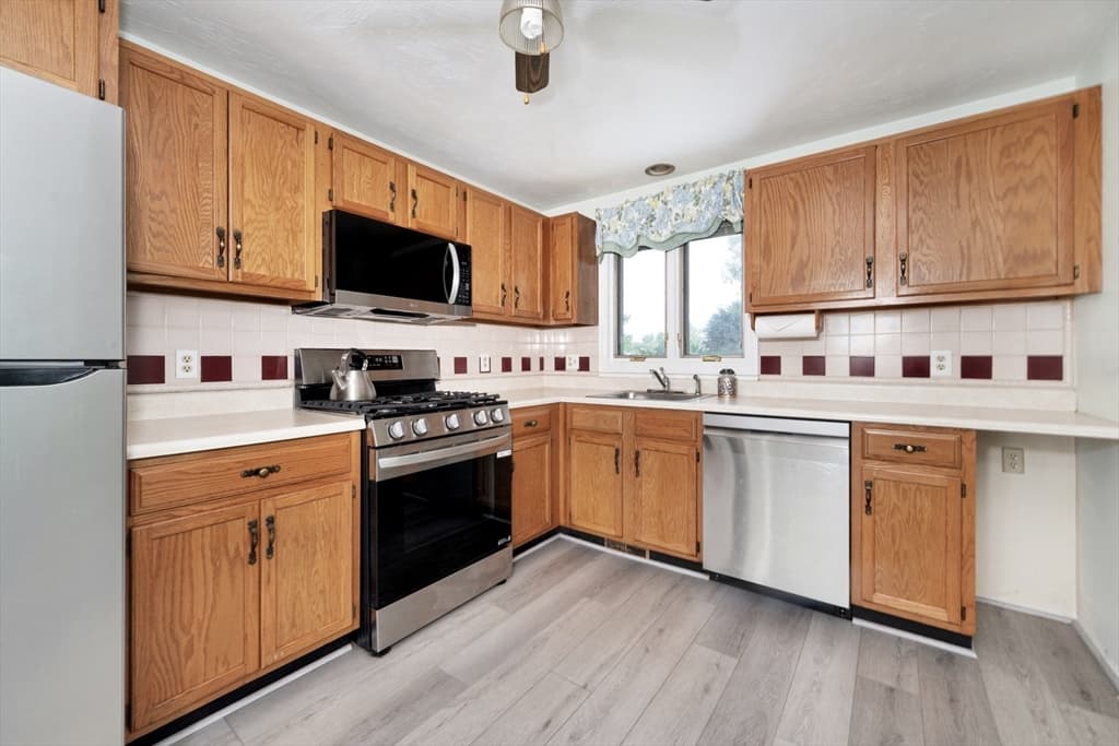 103 Standpipe Dr # 103, Rockland MA 02370 photo 5