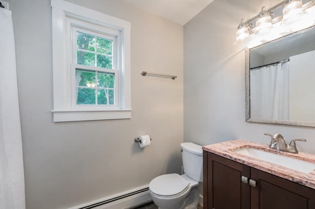 6 Ropewalk Court # 8, Plymouth MA 02360
