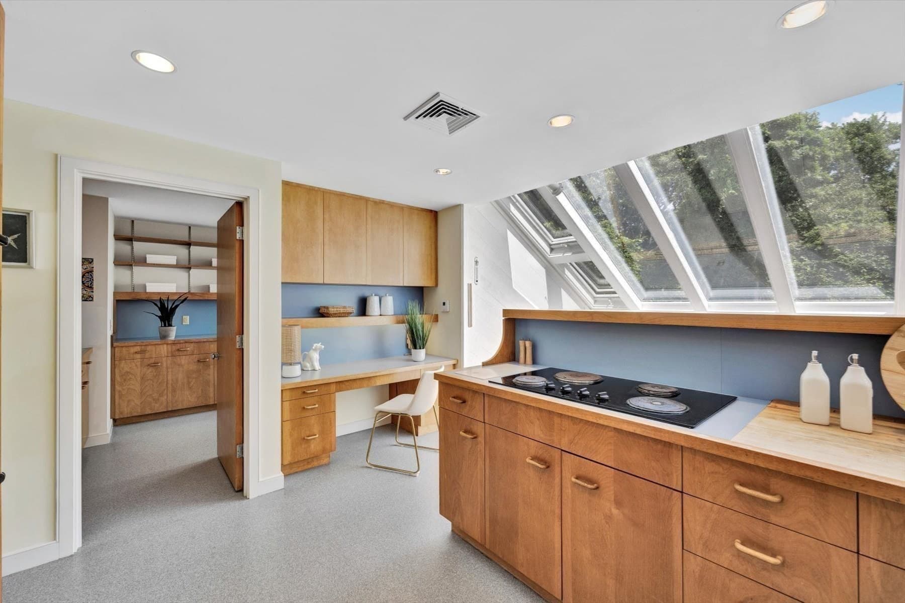 Single Family Residence at 44 Carey Lane, Falmouth MA 02540, Falmouth, photo 18 of 41