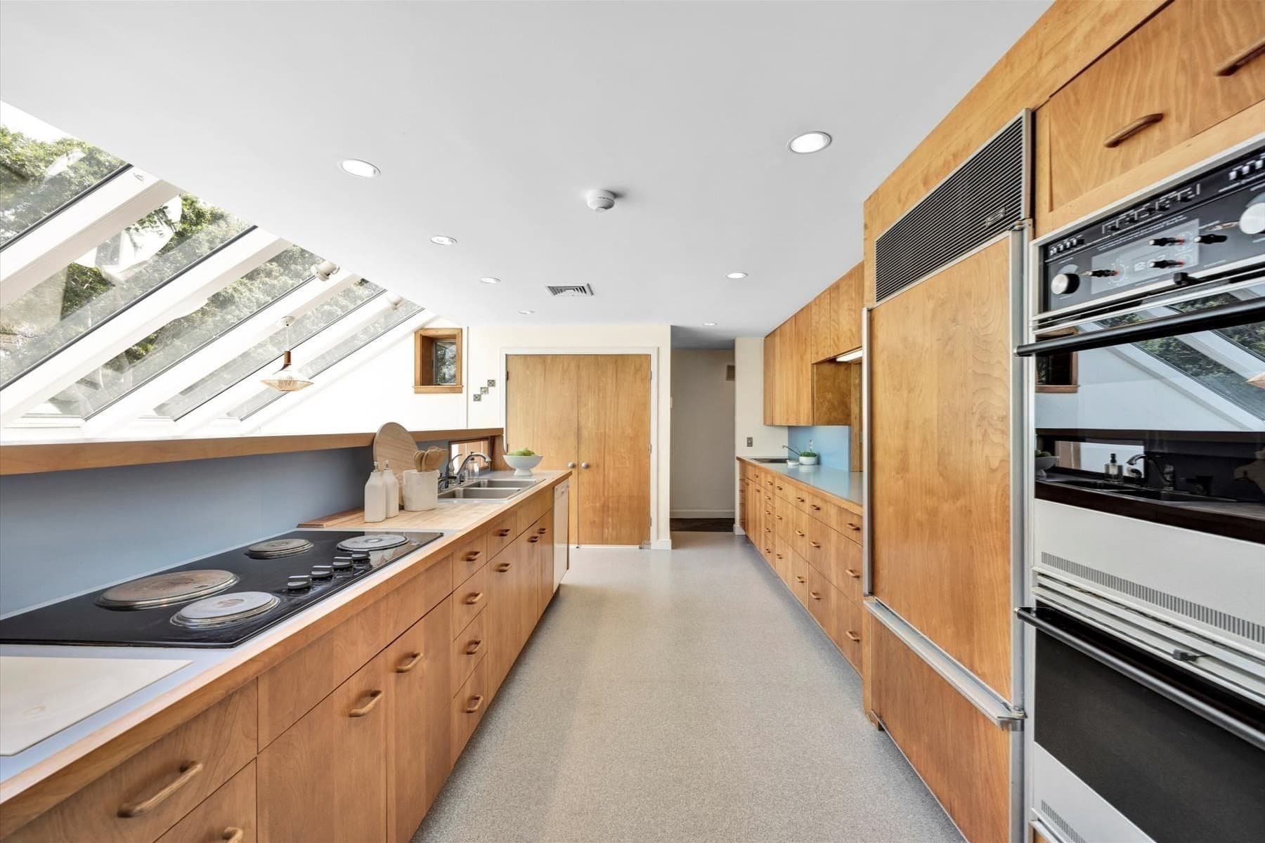Single Family Residence at 44 Carey Lane, Falmouth MA 02540, Falmouth, photo 15 of 41