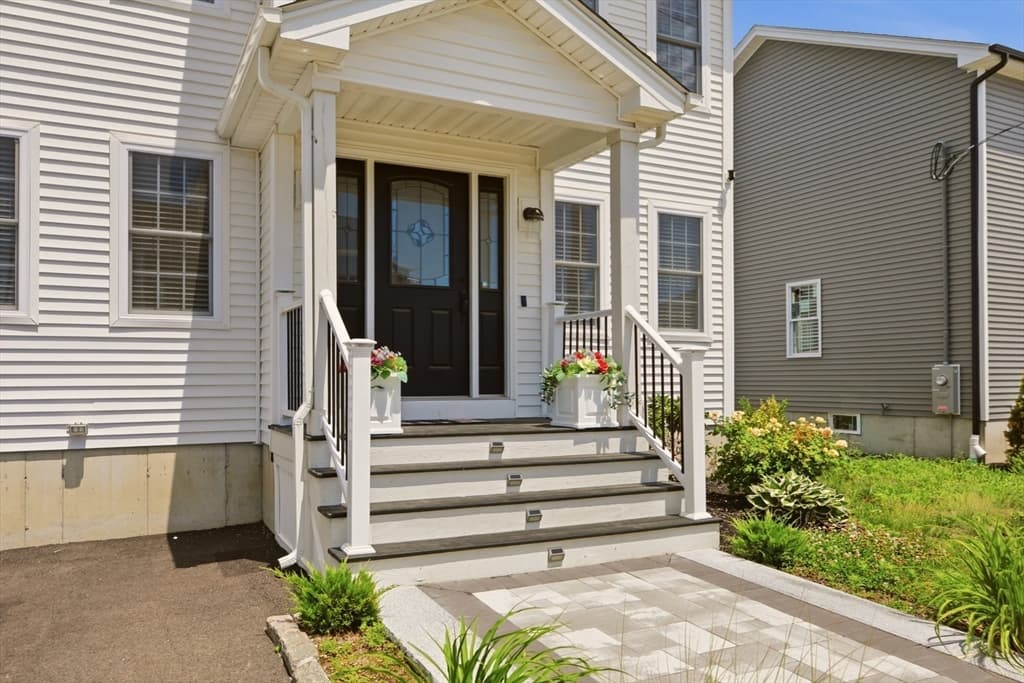 8 Princeton Circle, Fall River MA 02724 photo 2
