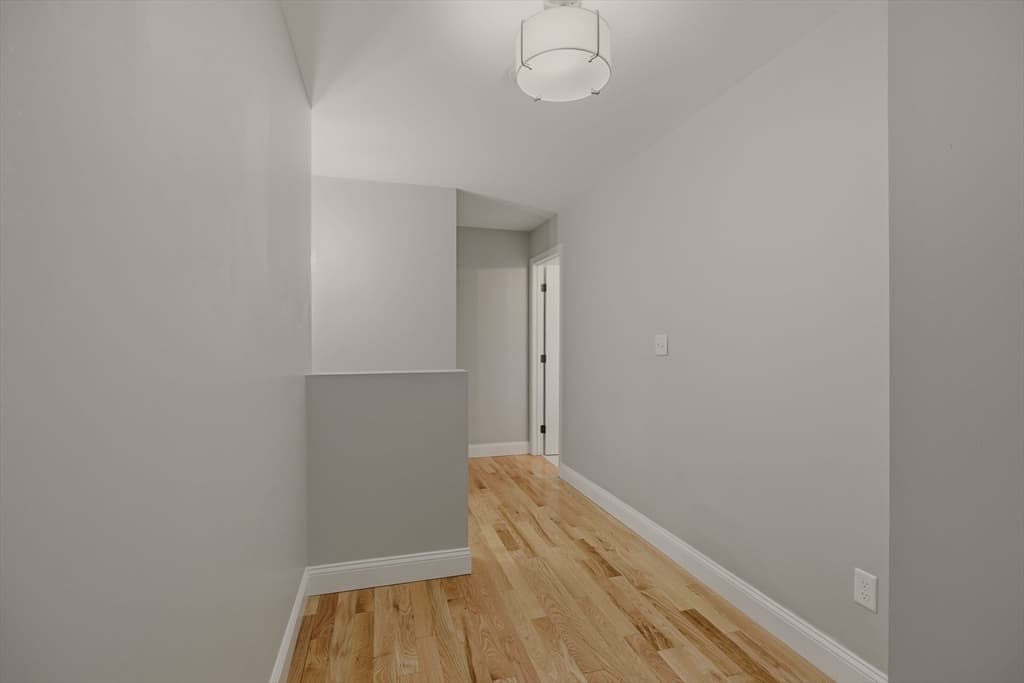 8 Princeton Circle, Fall River MA 02724 photo 18