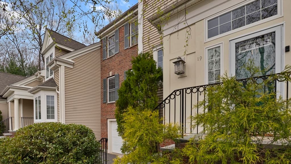 19 Imperial Ct # 19, Westborough MA 01581 photo 4