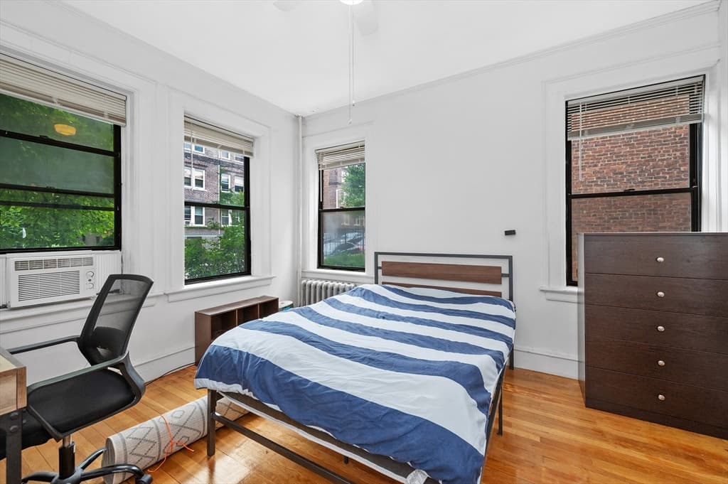 Condominium at 21 Park Vale Ave # 2, Boston MA 02134, Boston, photo 17 of 28
