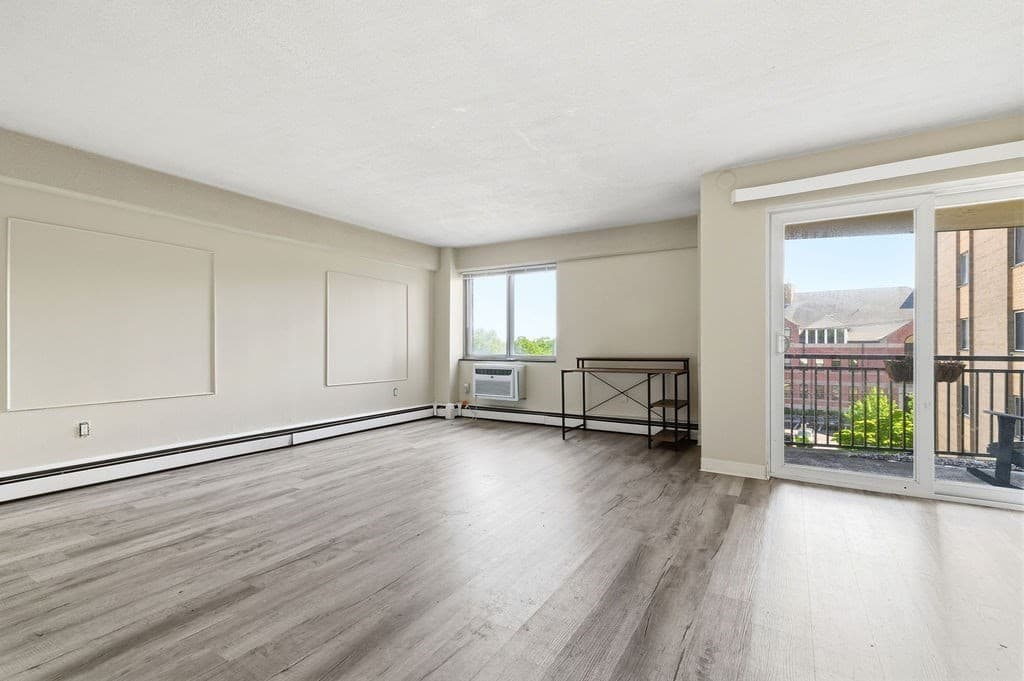 1025 Hancock St # 4J, Quincy MA 02169 photo 2