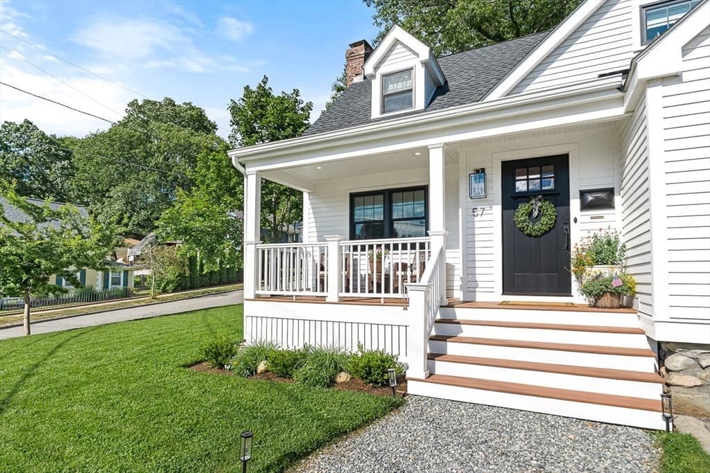 Single Family Residence at 57 Glendale Ave, Melrose MA 02176, photo 3 of 40
