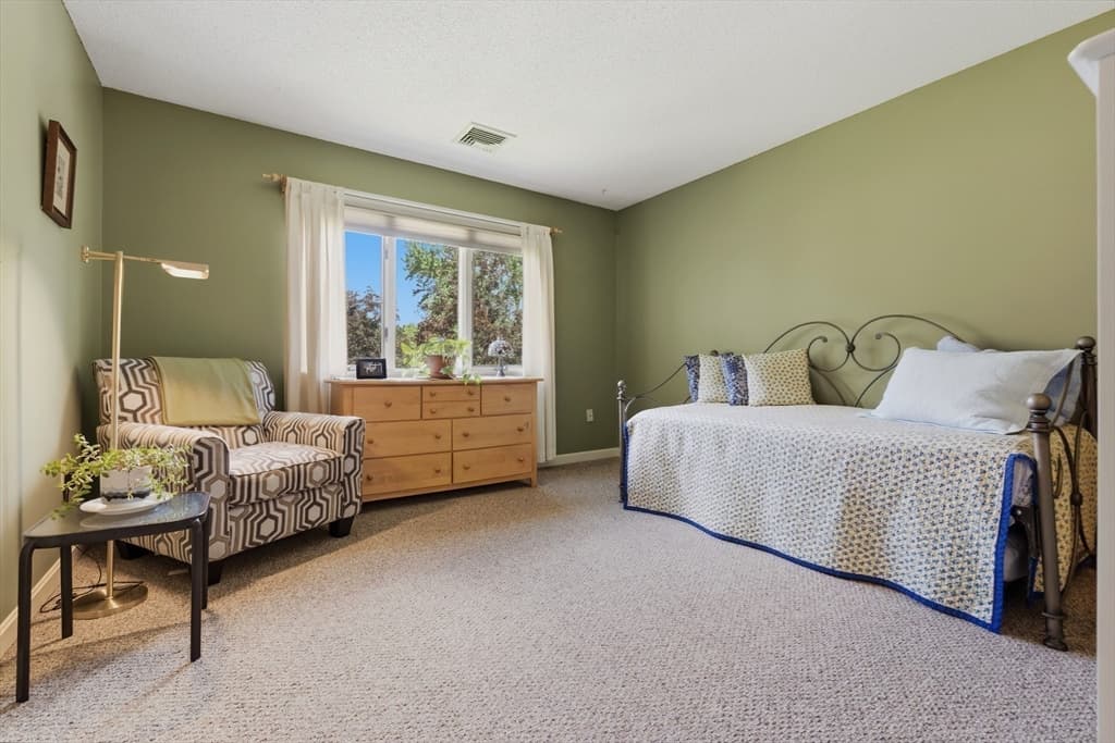 Condominium at 305 Salem St # 312, Woburn MA 01801, Woburn, photo 23 of 39