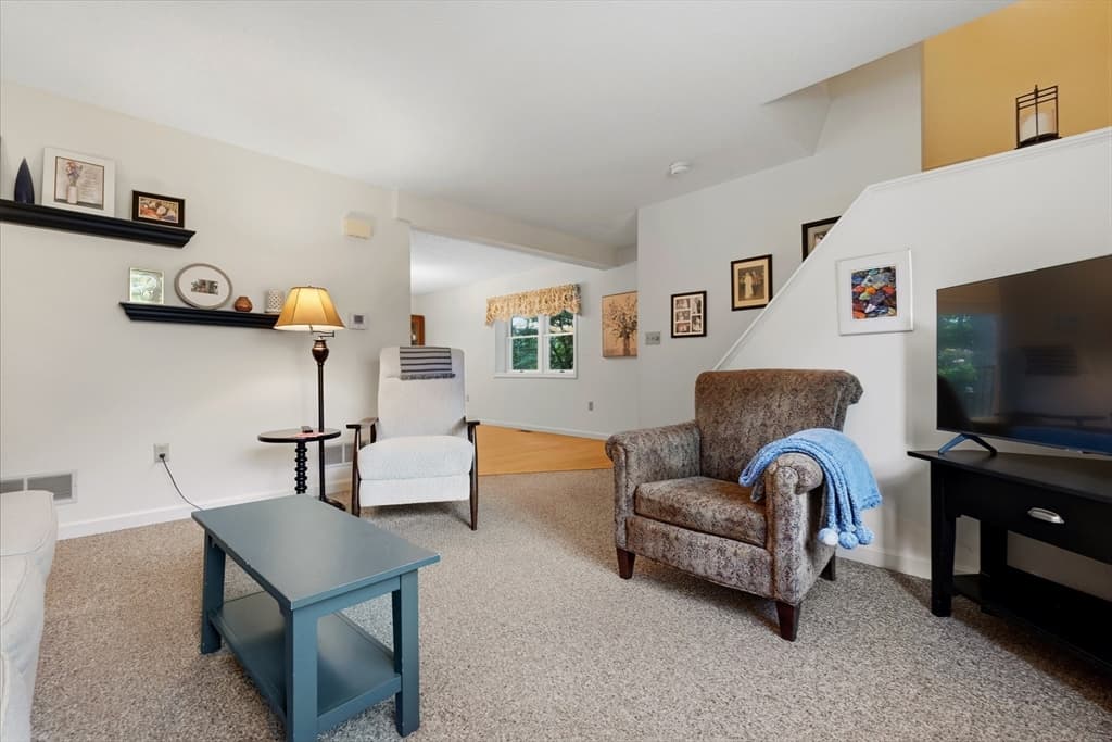 Condominium at 305 Salem St # 312, Woburn MA 01801, Woburn, photo 16 of 39