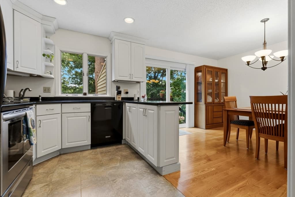 Condominium at 305 Salem St # 312, Woburn MA 01801, Woburn, photo 7 of 39