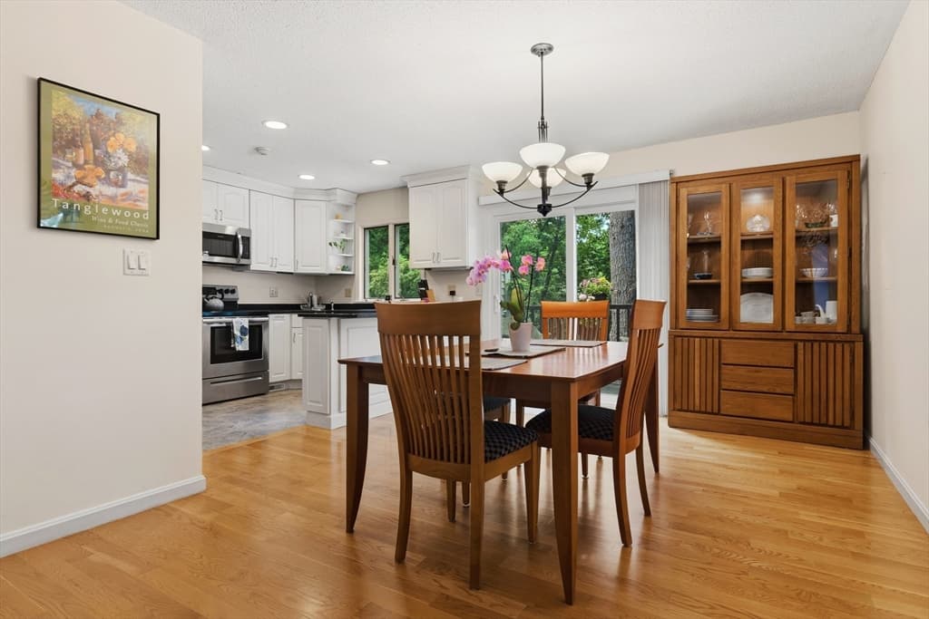 Condominium at 305 Salem St # 312, Woburn MA 01801, Woburn, photo 10 of 39
