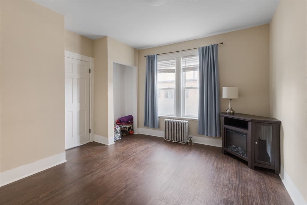 4 Family at 1152 Dorchester Ave, Boston MA 02125, Boston, photo 5 of 38